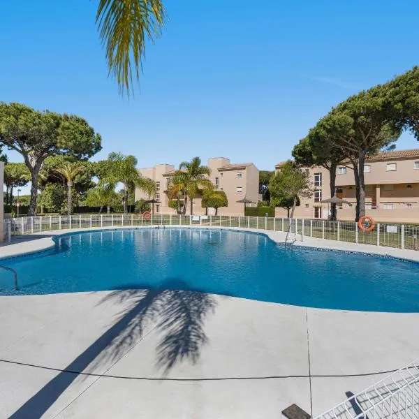 Apartamento con piscina Chiclana、チクラナ・デ・ラ・フロンテーラのホテル