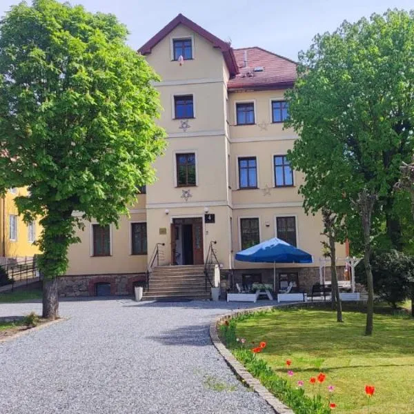 Willa Pod Gwiazdami & SPA, hotel v destinaci Kudowa-Zdrój