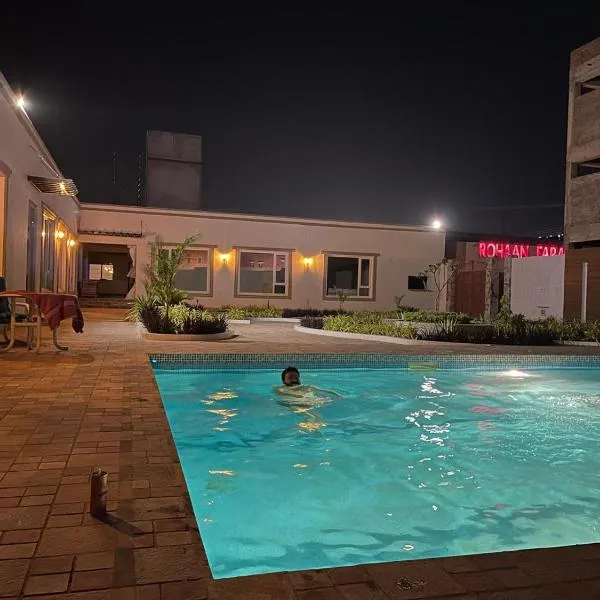 Grand Blu Hotel, hotel in Hyderabad