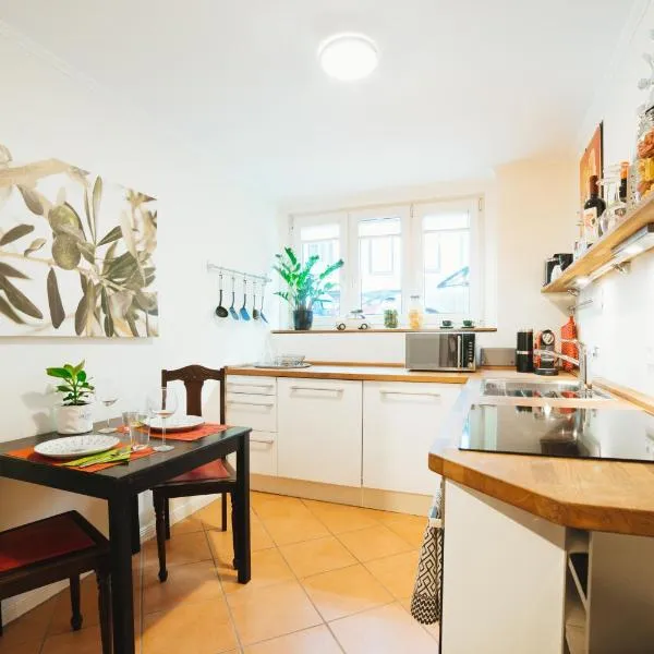 Gemütliches 1 Zimmer Apartment im zentralen Hamburg Altona, hotel i Hamborg