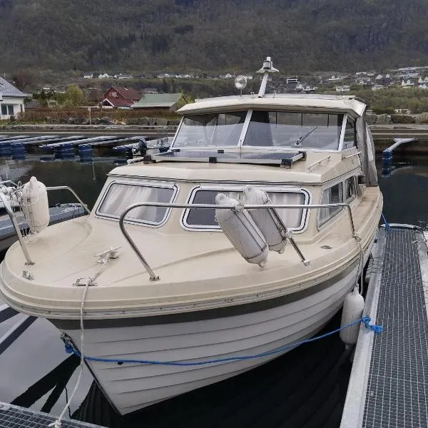 Flamingo, hotel v destinaci Vikedal