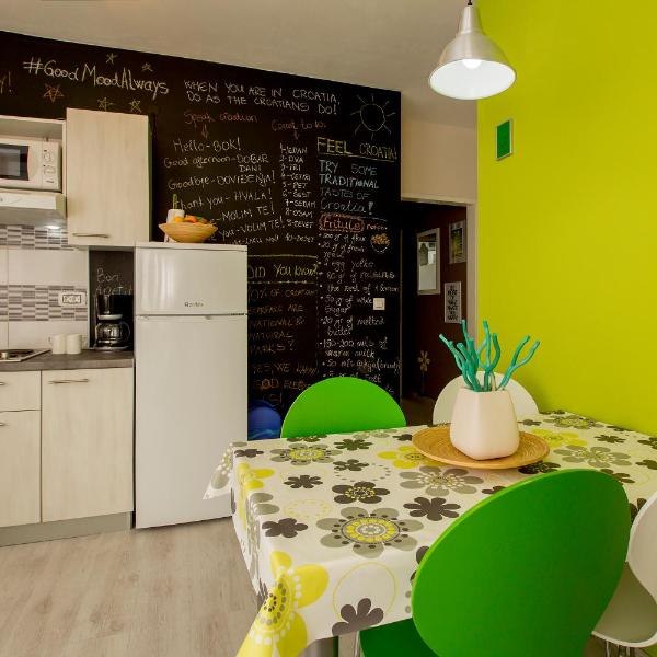 Charming seaside Apartments NOA & JAKOV, Zaboric Sibenik