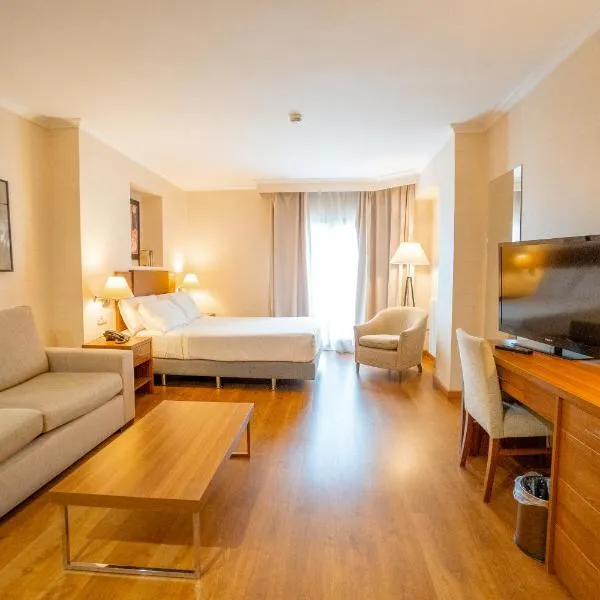 Aparto-Hotel Rosales, hotel v destinaci Madrid