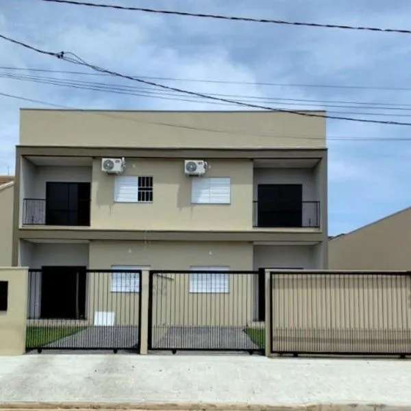 Apartamento 4 completo centro, hotel u gradu 'Sorriso'