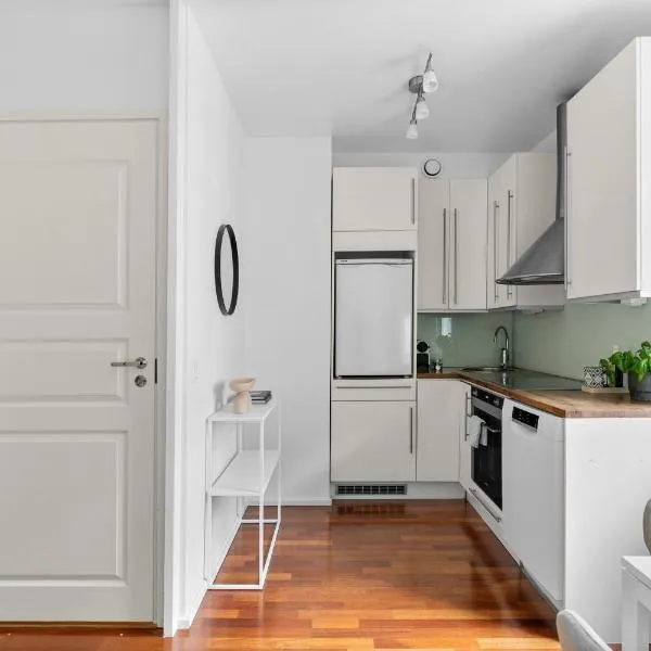 Cozy Studio in Elegant Ullanlinna, מלון בהלסינקי