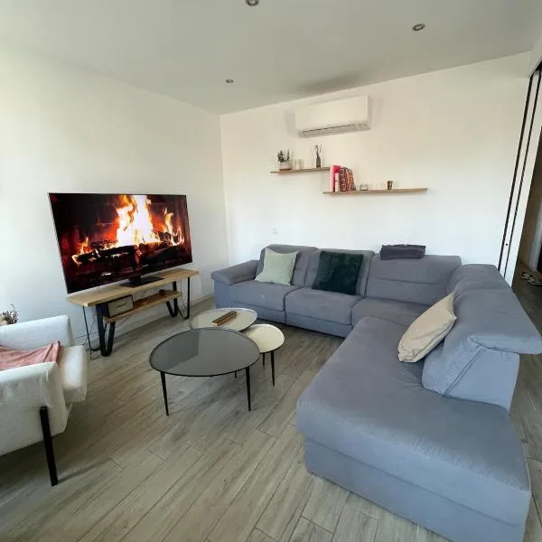 Bel appartement lumineux au cœur de Bayonne, Hotel in Bayonne