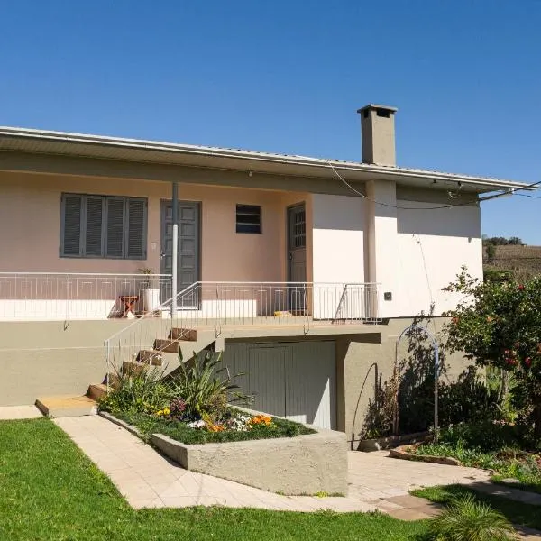 Recanto Nonna Lourdes, Casa no Vale dos Vinhedos com Café da Manhã Colonial Incluso, Hotel in Bento Gonçalves