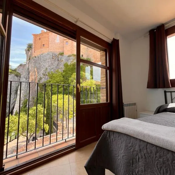 Apartamento Pasarelas Ventanal, מלון באלקסר