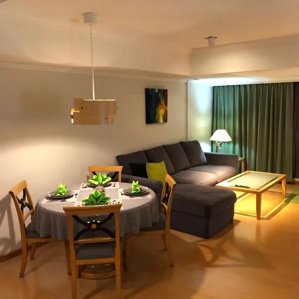 Best Taipei Hotel Room in Beitou Executive Suite for 5 guests up to 115 square meters with kitchen、台北市のホテル