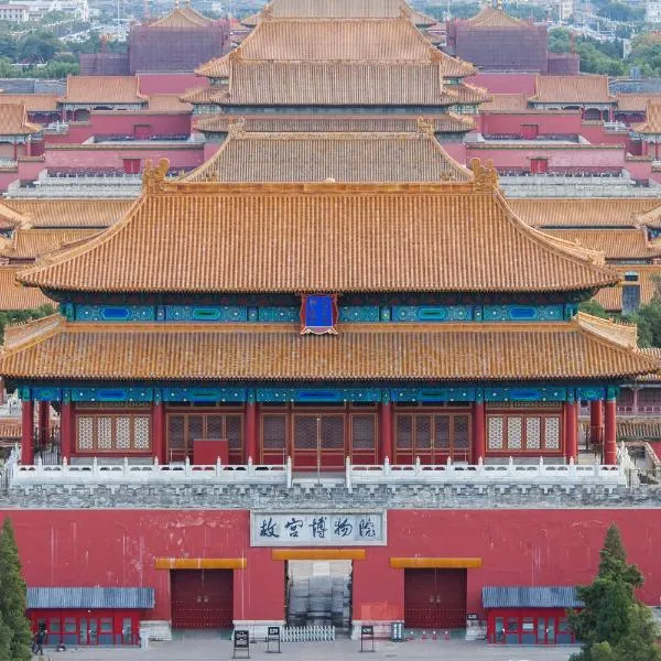 base-Beijing Wangfujing Serviced Apartment- in Hutong &Bike rental &Close to Forbidden City, Tian'anmen Square &Subway nearby &Free coffee &Washing machine,Kitchen &Restaurant discount &English speaking &High speed free WiFi, hotel in Beijing