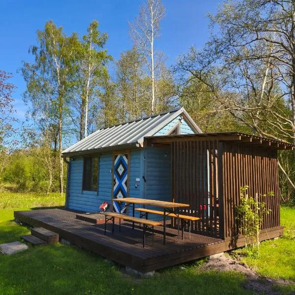 Private tinyhouse - Blue House, hôtel à Lõupõllu