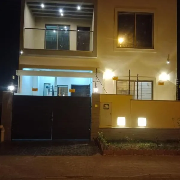Malik House Bahria town Karachi, Ali block, ξενοδοχείο στο Καράτσι