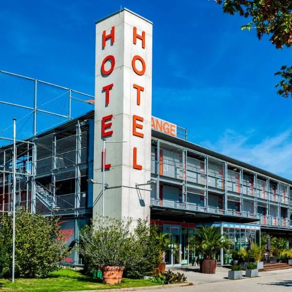 Orange Wings Wiener Neustadt, ξενοδοχείο σε Βίνερ Νόιστατ