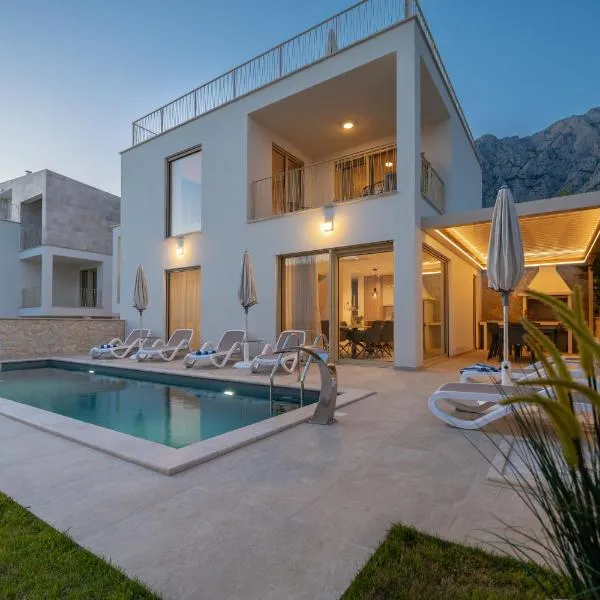 NEW! Villa Adore Makarska, hotel din Makarska
