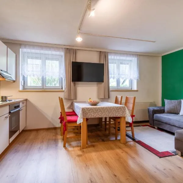 DORF 77 Apartment, Hotel in Elbigenalp