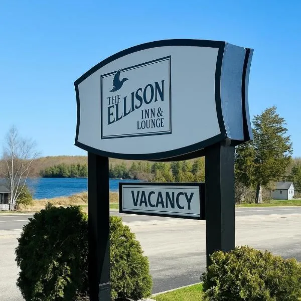The Ellison Inn & Lounge, hotel di Ellison Bay