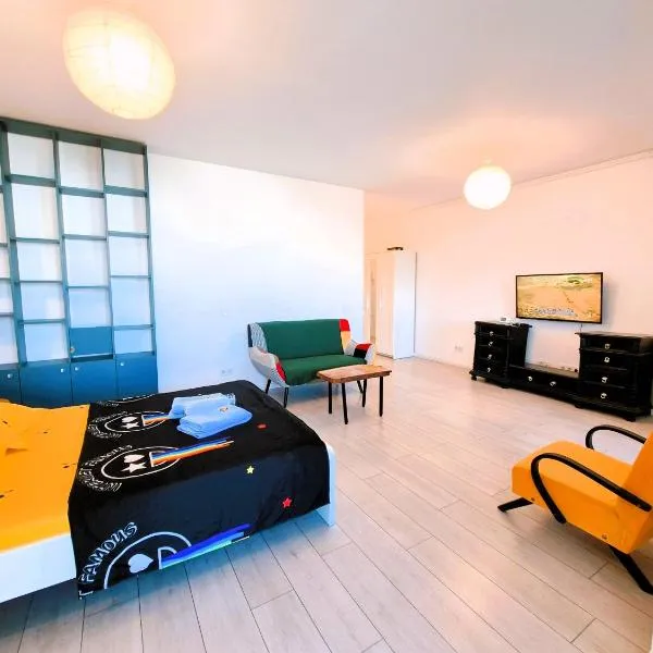 PLAZA VIEW Studio, ξενοδοχείο στο Βουκουρέστι