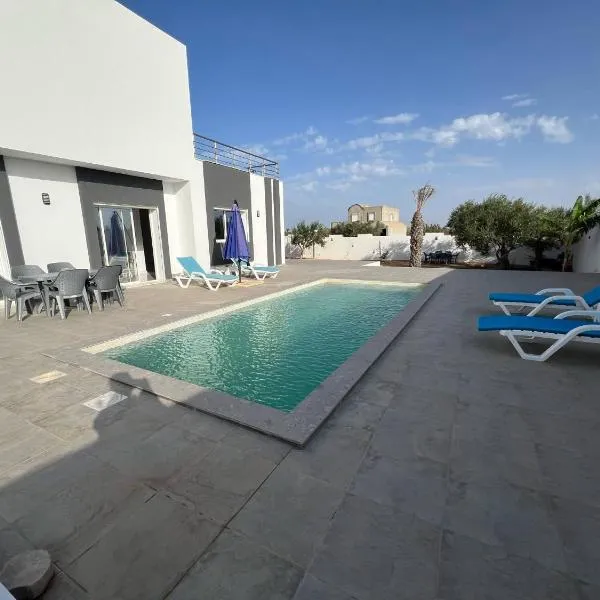 Villa, khách sạn ở Erriadh