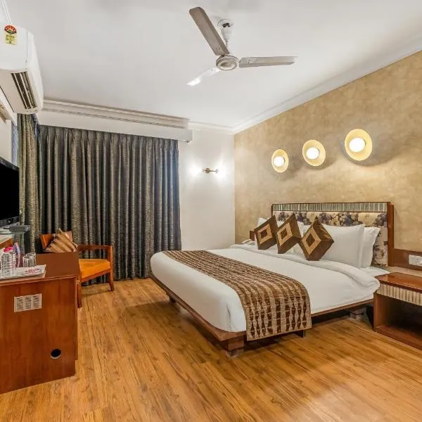 Clubhouse Nami Residency Near Sabarmati Riverfront Ahmedabad, hotell Ahmedabadis