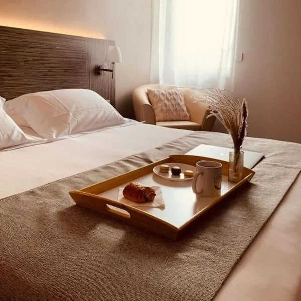 Kyriad Saint Chély d'Apcher - Aire de la Lozère, hotel in Albaret-Sainte-Marie