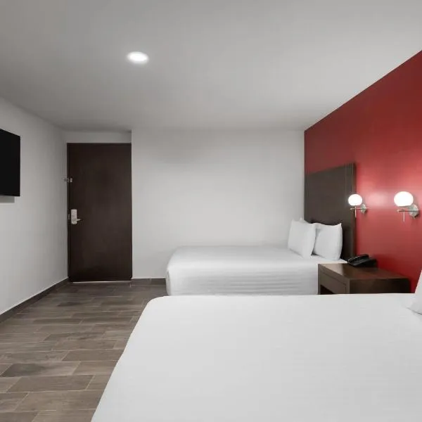 Ramada by Wyndham Tampico Centro, hotel v destinaci Tampico