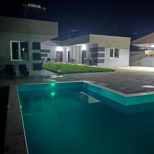Rivi Apartments, hotel en Mrzenci