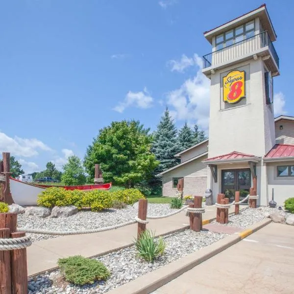 Super 8 by Wyndham Houghton Lake, hotel in Houghton Lake