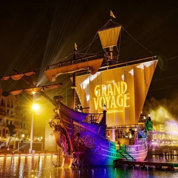 Grand Central Hotel- Vinhomes Ocean Park 3、Ðình Loanのホテル