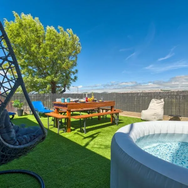 Vita Portucale ! Santa Clara Terrace & Jacuzzi、リスボンのホテル