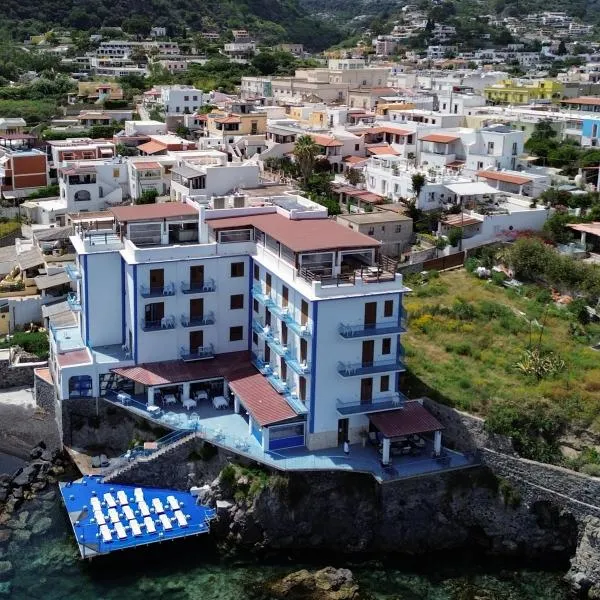 Hotel Rocce Azzurre, hotel in Lipari