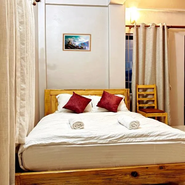 Amigo Studio Inn Pokhara, ξενοδοχείο σε Pokhara
