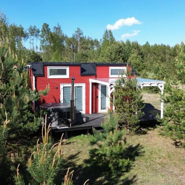 Tajnikowo Sekretny Tiny House Anyżek, hotel in Łubiana