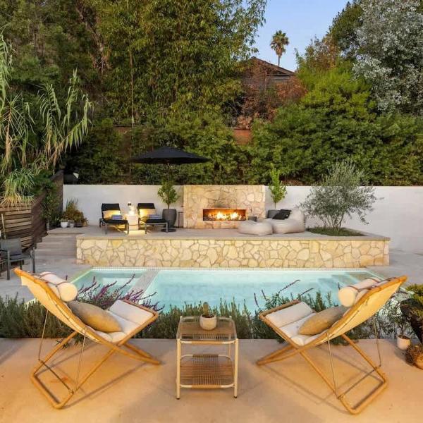 Hollywood Hills Villa by Universal - Pool - Dogs OK, Los Angeles