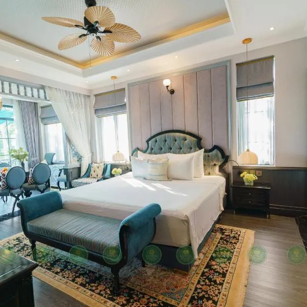 Lotus Hotel Vườn Vua Phú Thọ, מלון בPhú Thọ