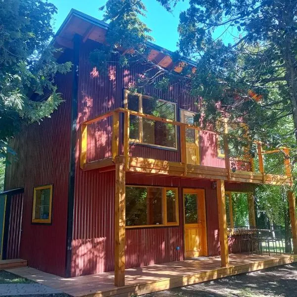 Cabaña Nido del Bosque, hotel em San Carlos de Bariloche