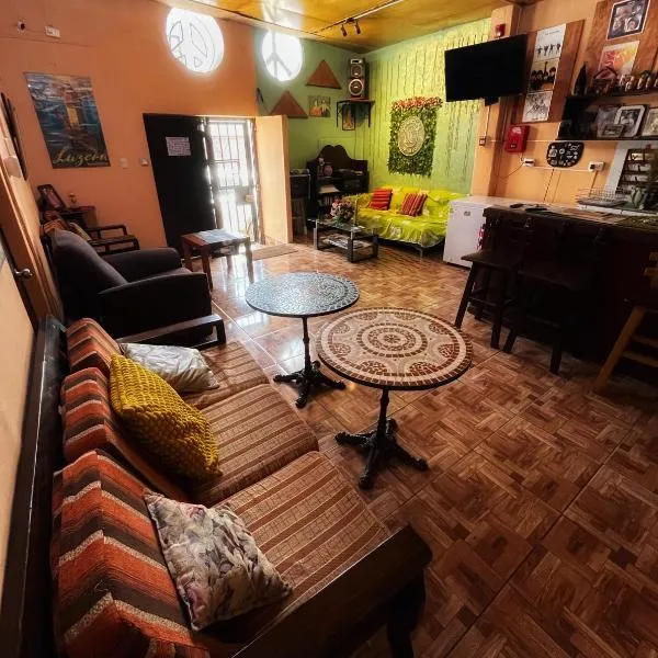 Ugarte Street, ξενοδοχείο σε Τρουχίλο