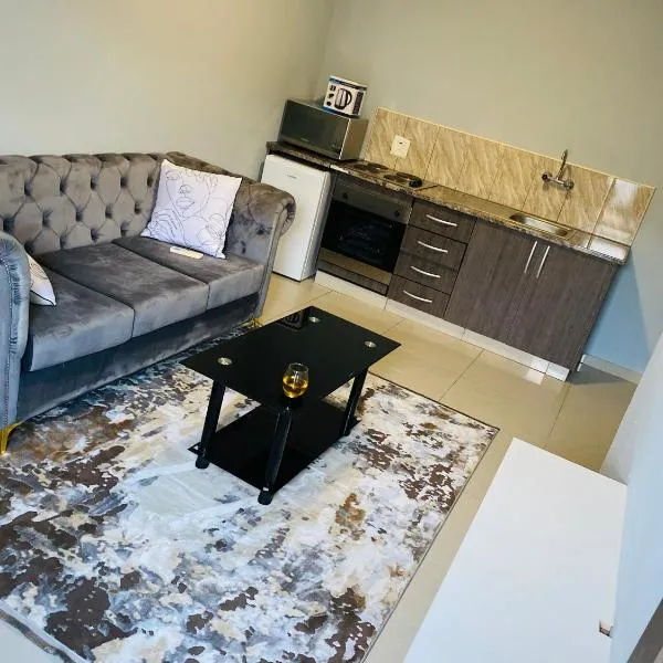 Mamuna self-catering accommodation, hotel in Rundu