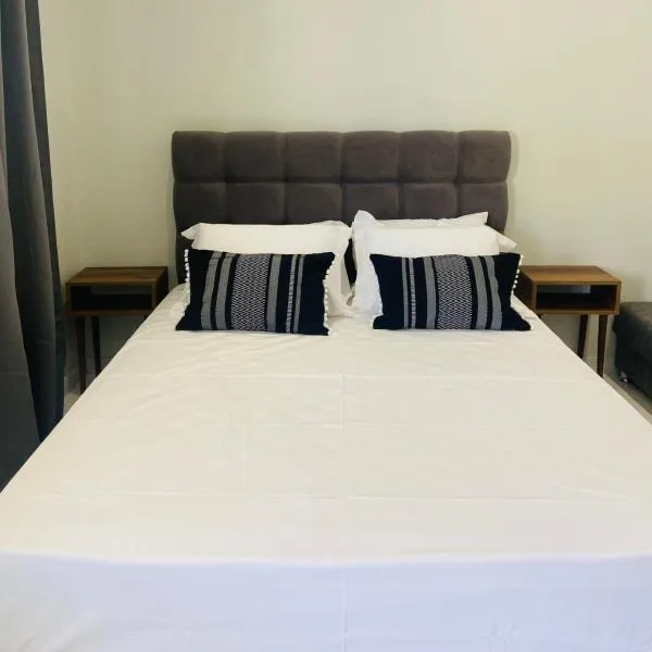 Αγριελια Αpartments, hôtel à Plati