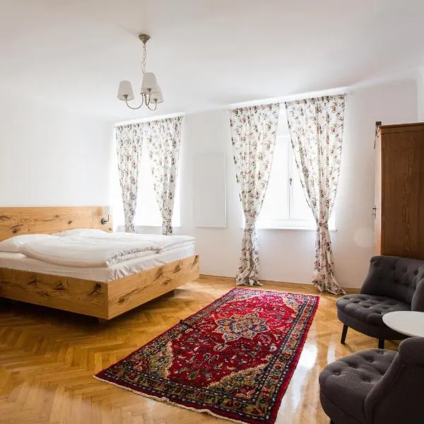 KIRCHENWIRT an der Weinstrasse - Boutique Hotel, ξενοδοχείο σε Ehrenhausen