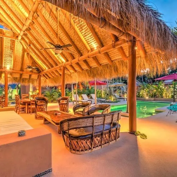 Casita Linda, a luxury house near the beach!, hotel in Zihuatanejo