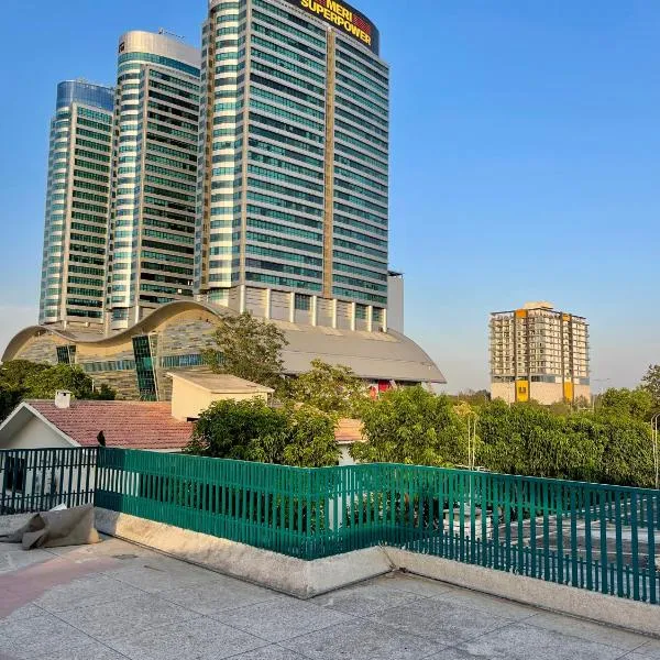 Landmark Guest House, hotel in Islamabad