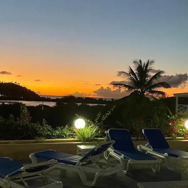 Loft Apartment Ocean View，聖約翰斯的飯店