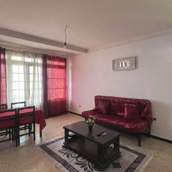 bord de mer F3 1, Hotel in Tigzirt