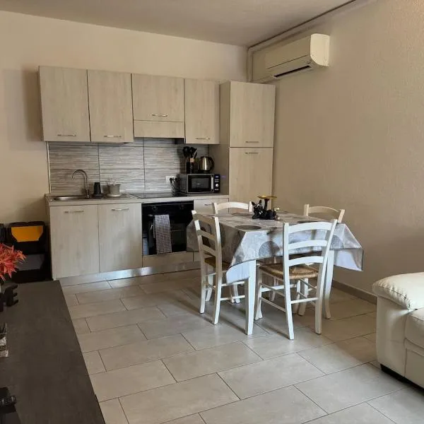 Domu Grìsia Apartment Arzachena, отель в Арцакене