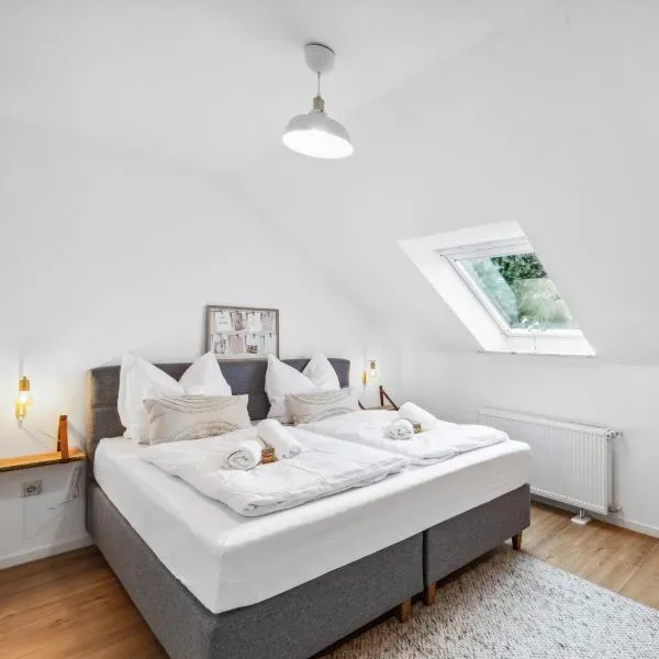 City Chalet - 73m2-Boxspringbett-neu renoviert-Küche-sehr ruhig, Hotel in Bochum