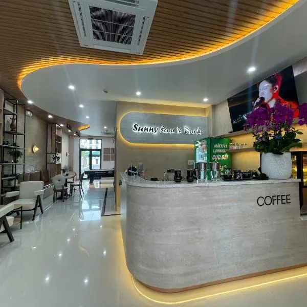 Sunny Hotel, hotel in Ðố Sơn
