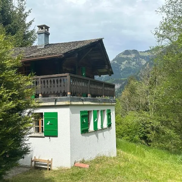 Cozy little chalet in a perfect location!, hotel en Champéry