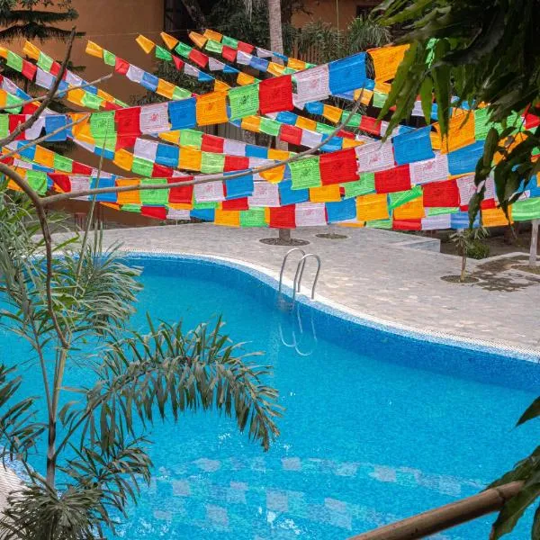 Santih Pala- by Jungle Adventure World Hotel, hotel v destinaci Sauraha