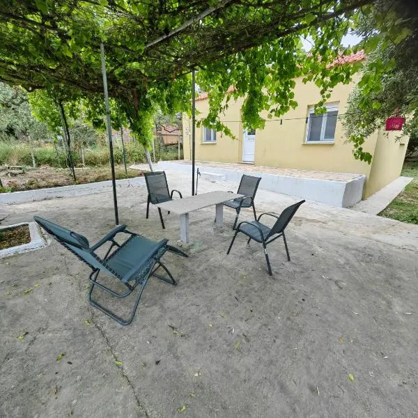 Olive Green House, hotel in Skala Sotiros