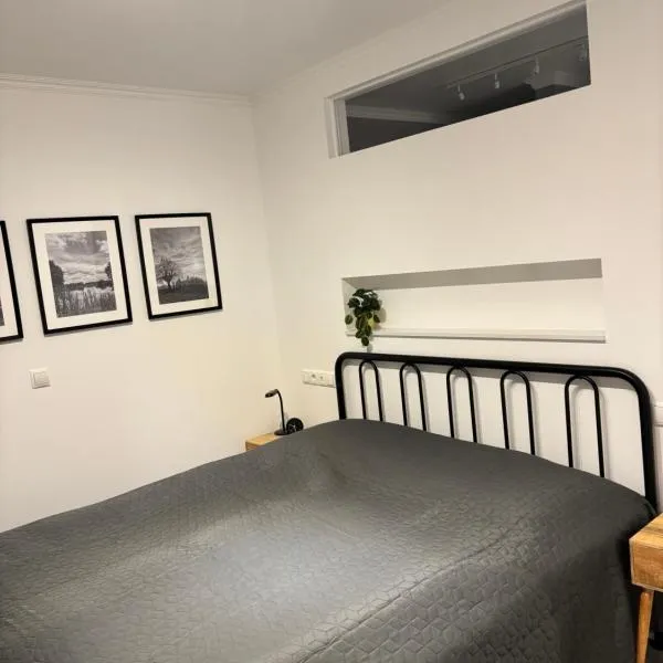 FeWo Mona, hotel en Kruft